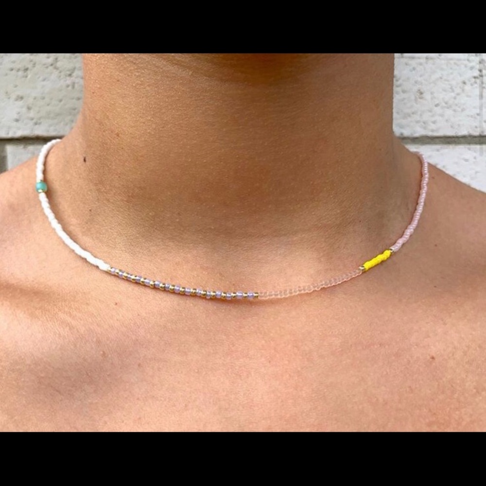 Hand made beachy beaded necklace - Picture 1 of 1
